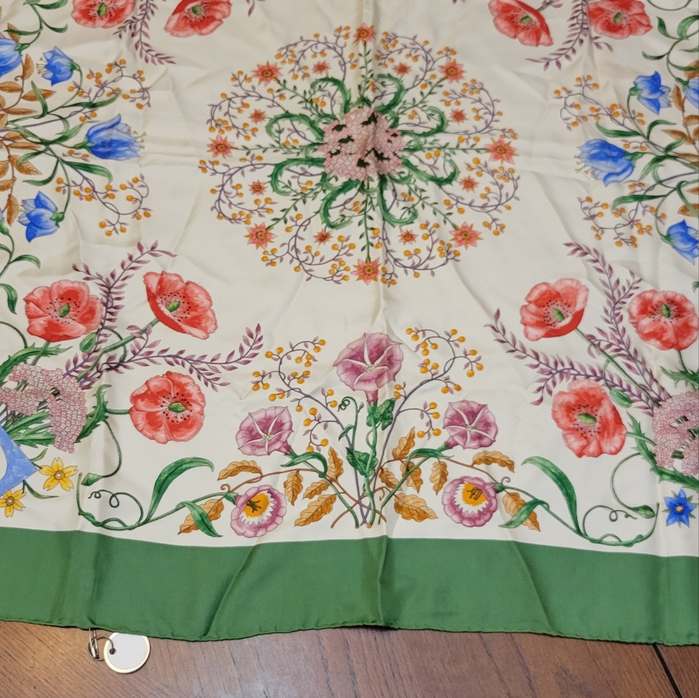 Gucci Multi-Colored Floral Pattern Silk Scarf - image 3